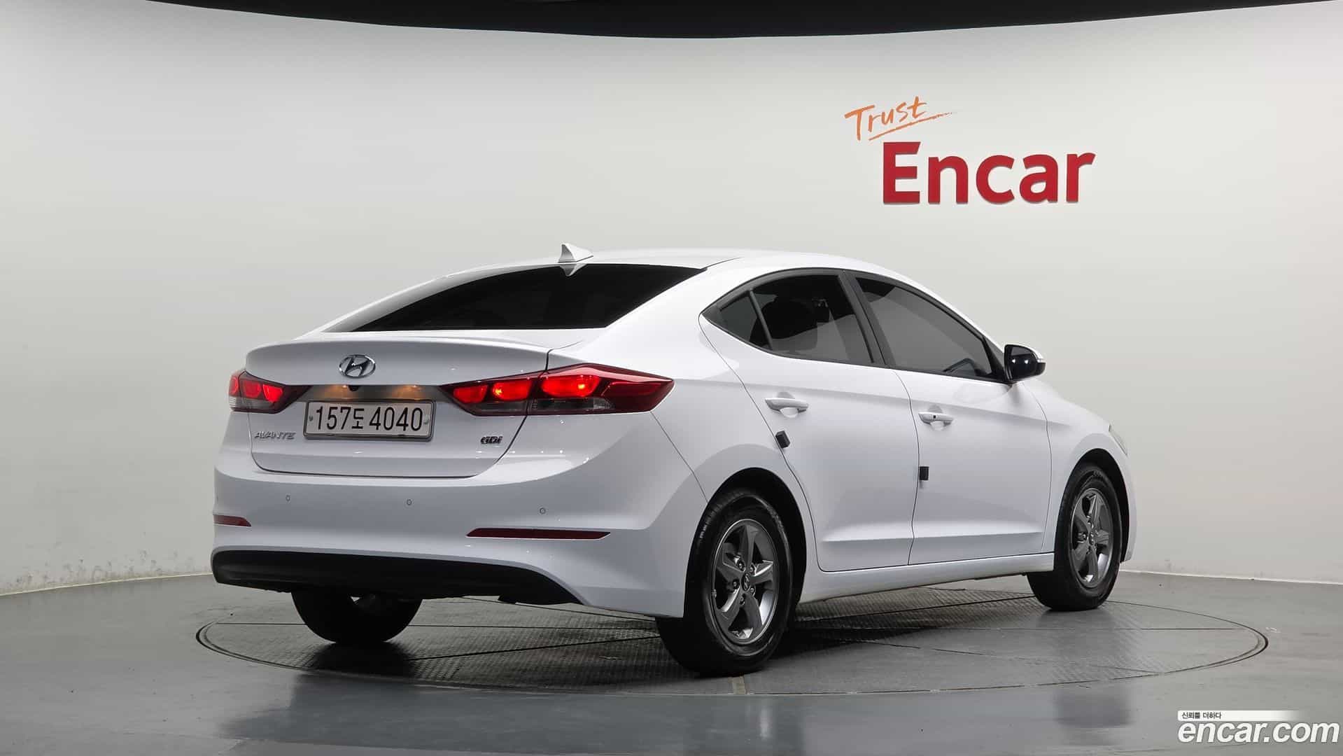 AVANTE Hyundai 2016.11-OUTER-002