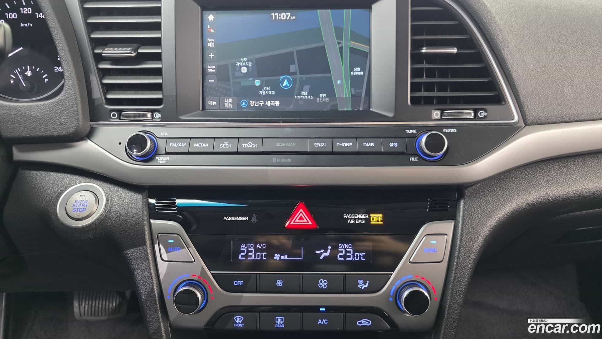 AVANTE Hyundai 2016.11-OPTION-018