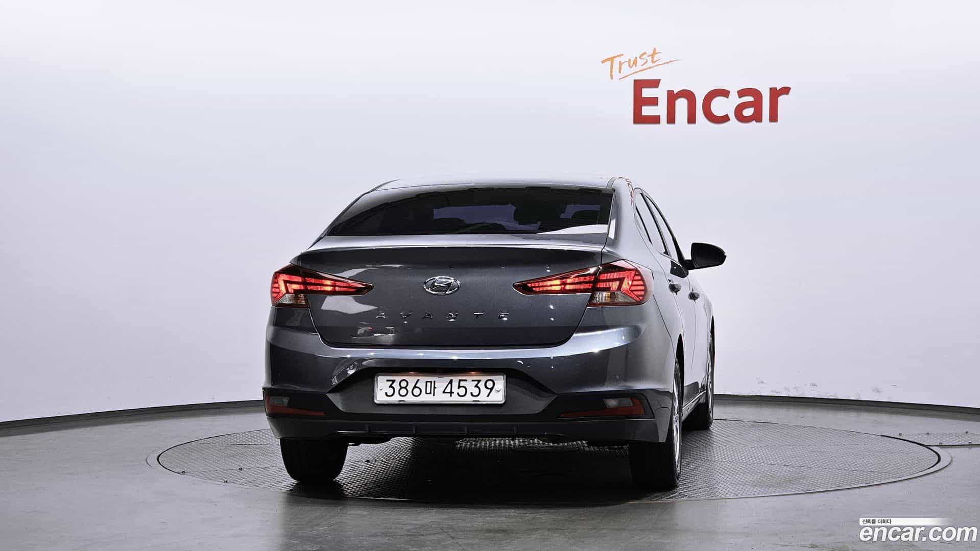 AVANTE Hyundai 2019.7-OUTER-004