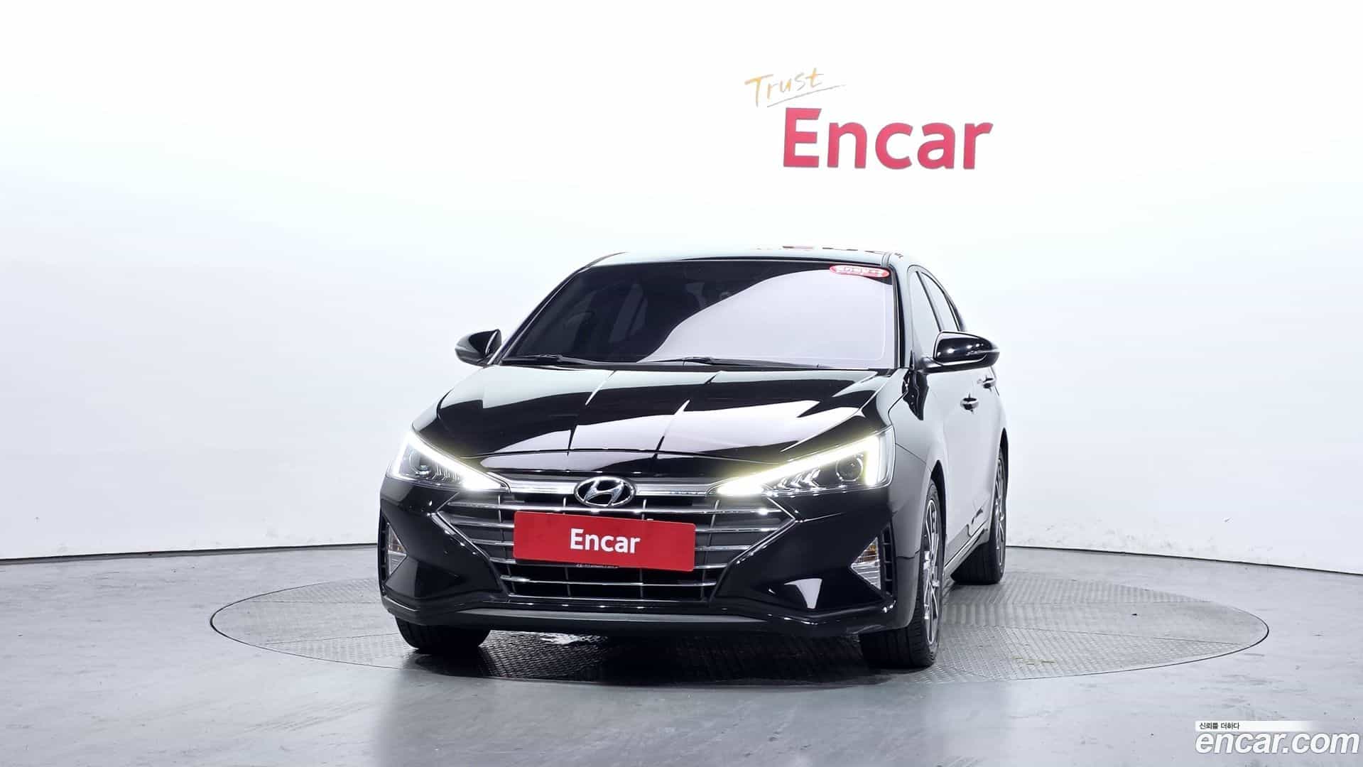AVANTE Hyundai 2019.6-OUTER-003