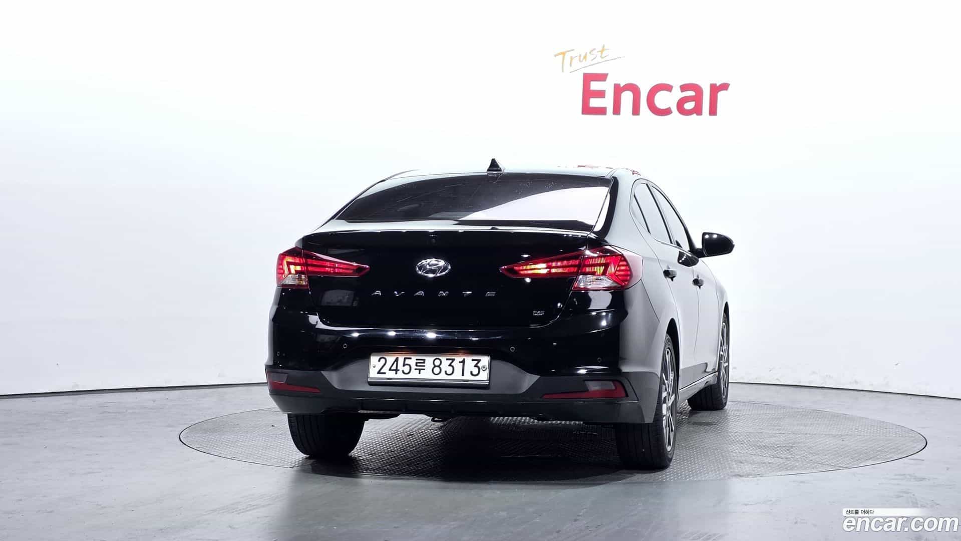 AVANTE Hyundai 2019.6-OUTER-004