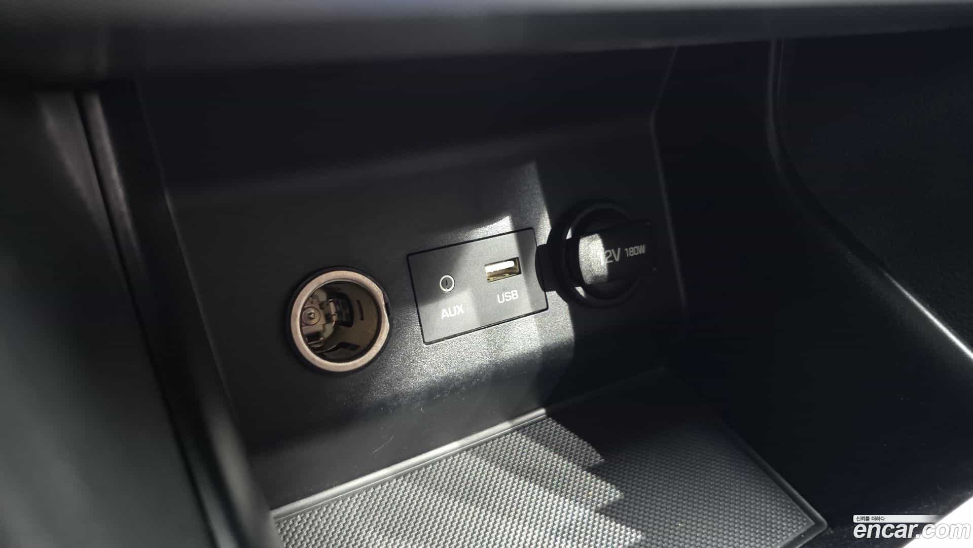 AVANTE Hyundai 2019.6-OPTION-017