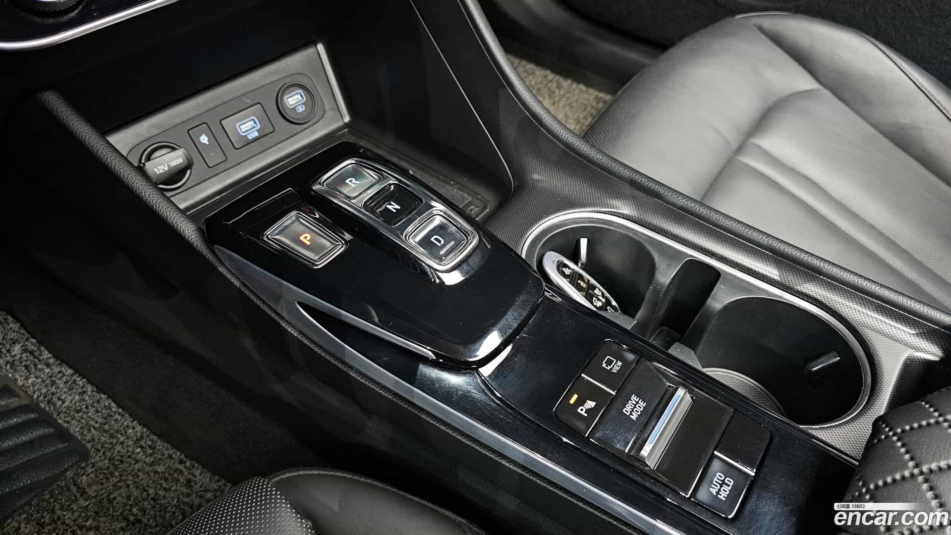 Sonata Hyundai 2019.4-INNER-009