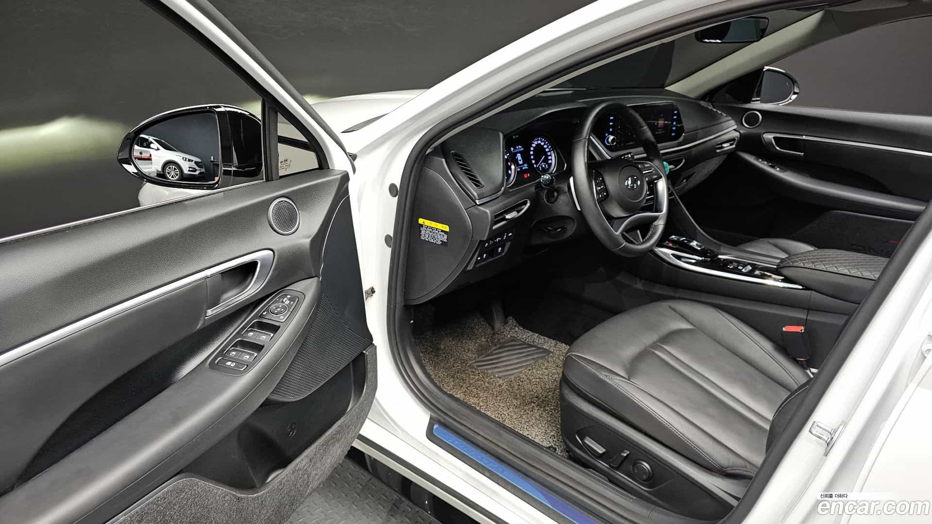 Sonata Hyundai 2019.4-INNER-010