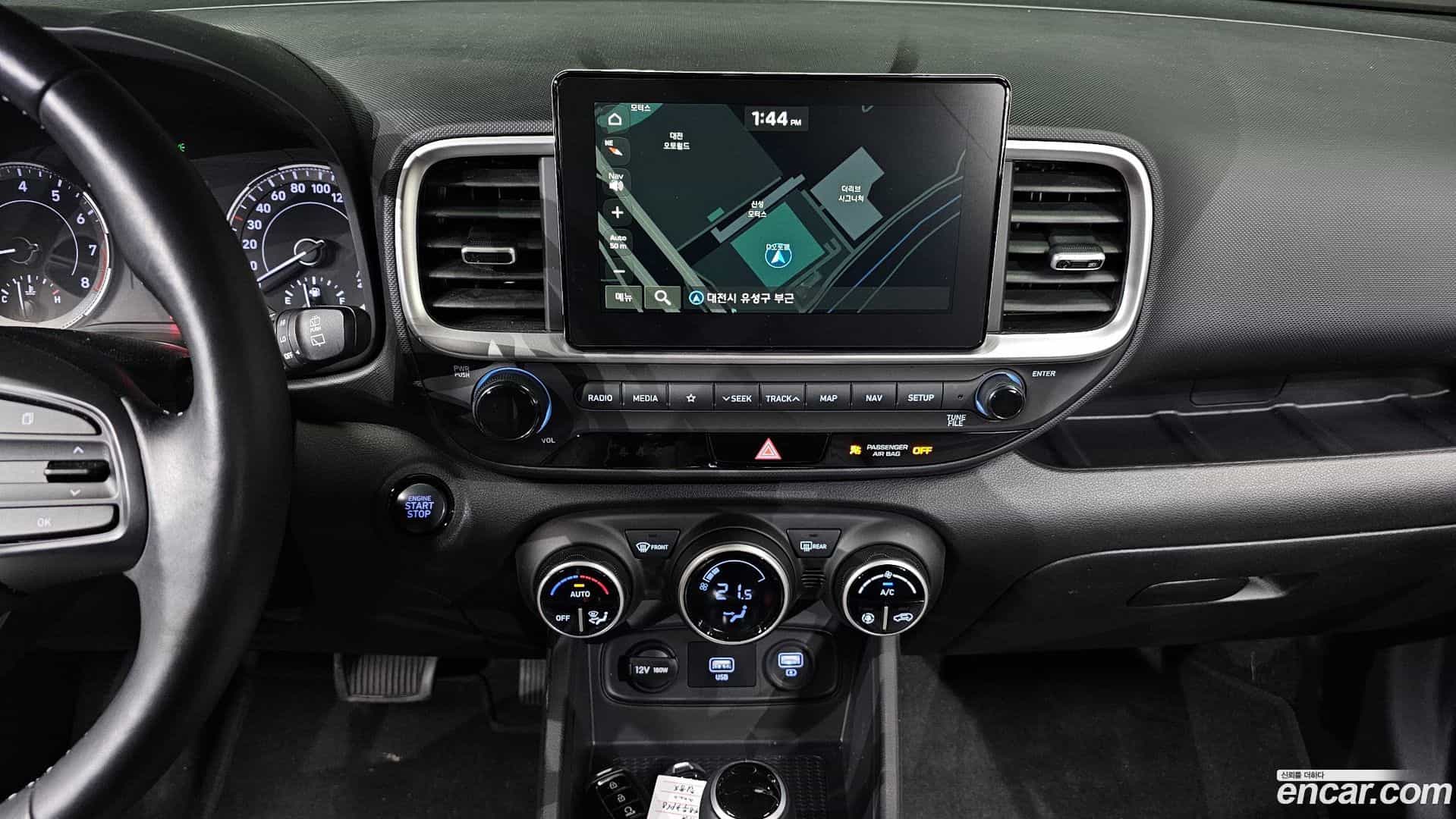 Venue Hyundai 2020.3-OPTION-017