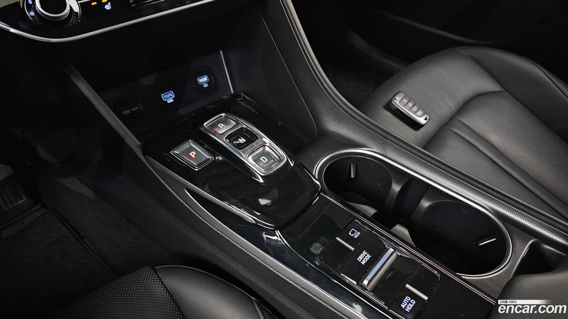 Sonata Hyundai 2019.4-INNER-009