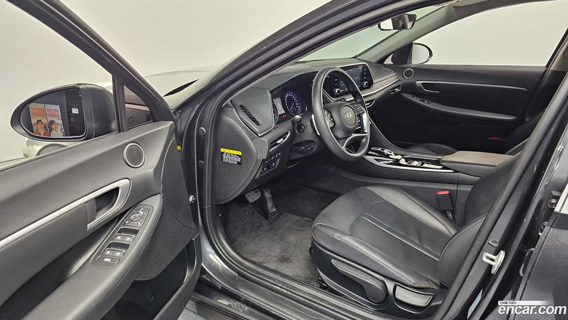 Sonata Hyundai 2019.4-INNER-010