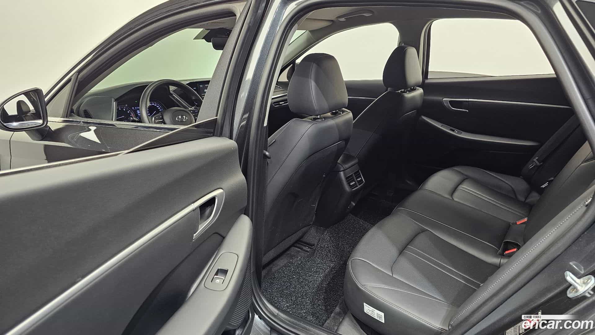 Sonata Hyundai 2019.4-OPTION-015