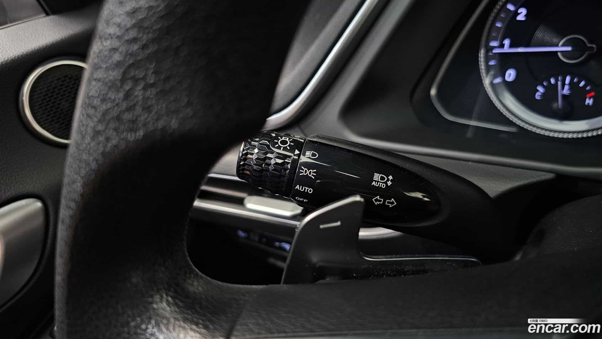 Sonata Hyundai 2019.4-OPTION-018