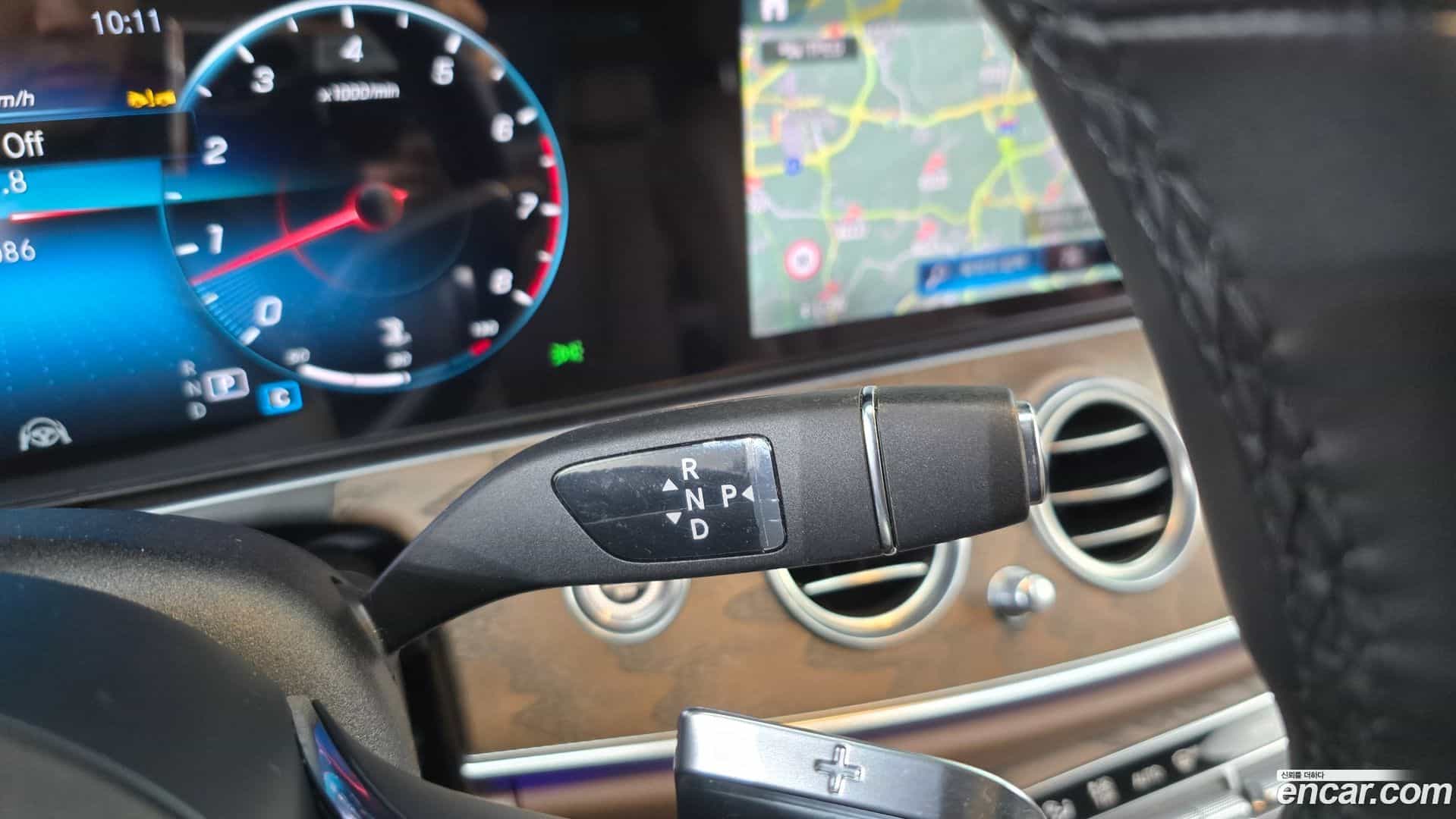 E-Class Mercedes-Benz 2022.4-INNER-009