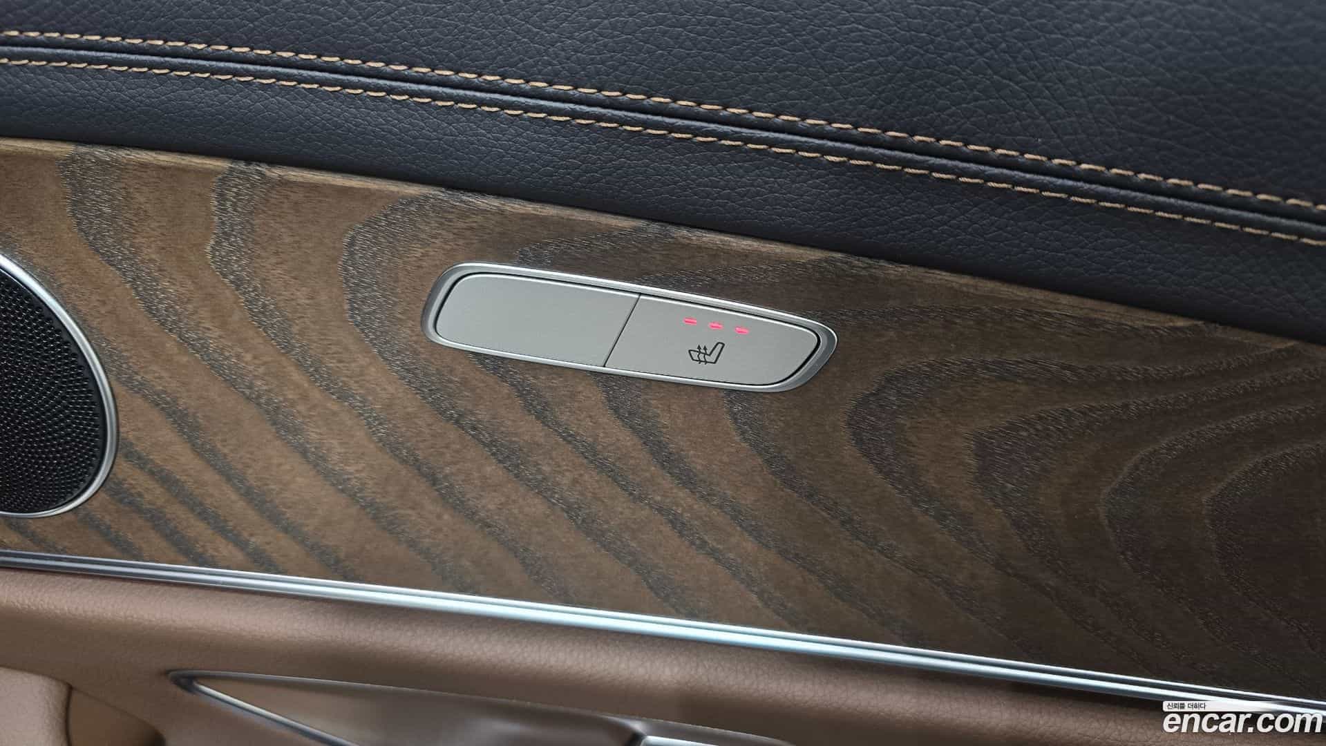 E-Class Mercedes-Benz 2022.4-OPTION-023