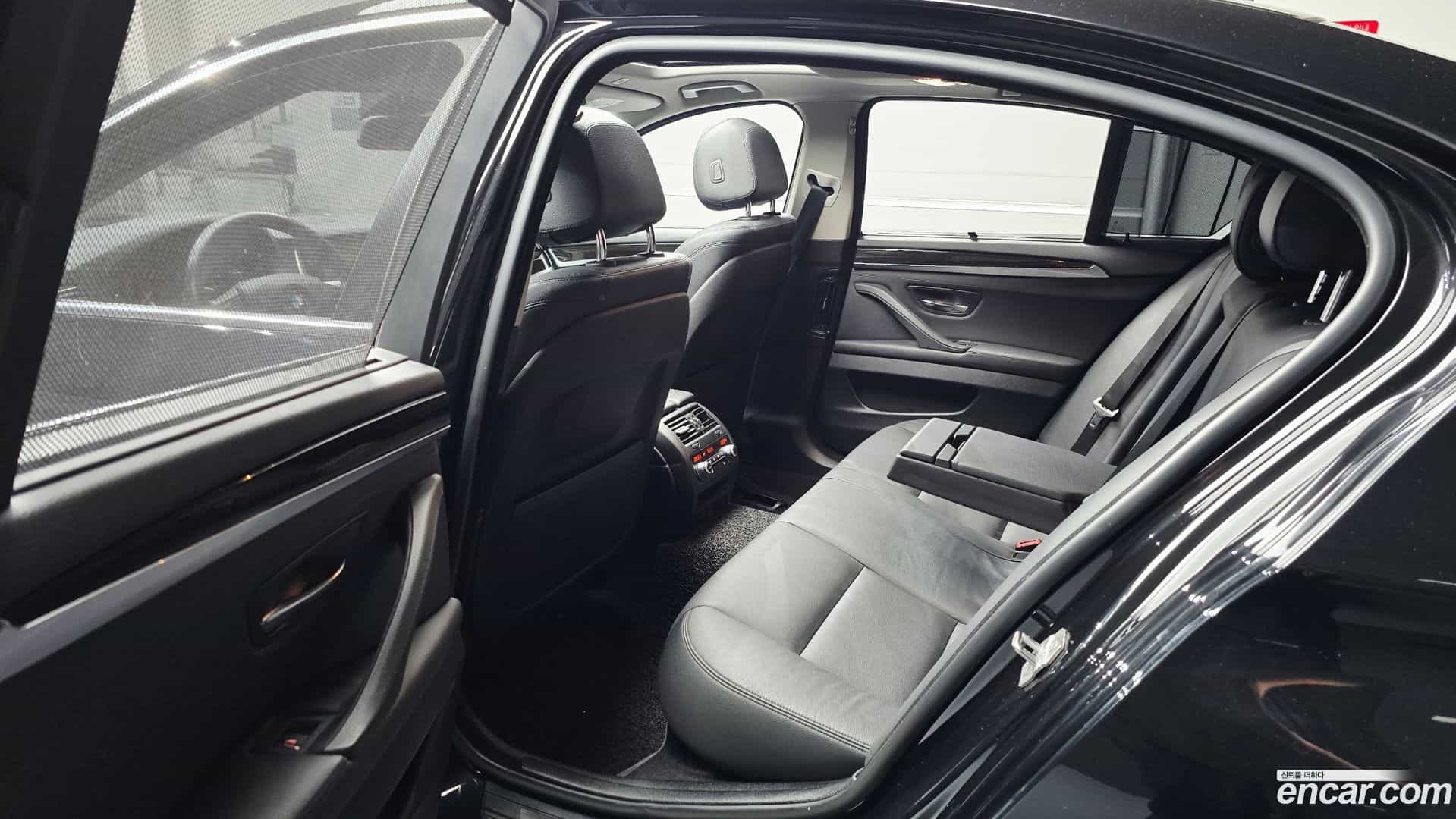 5-Series BMW 2015.6-OPTION-015