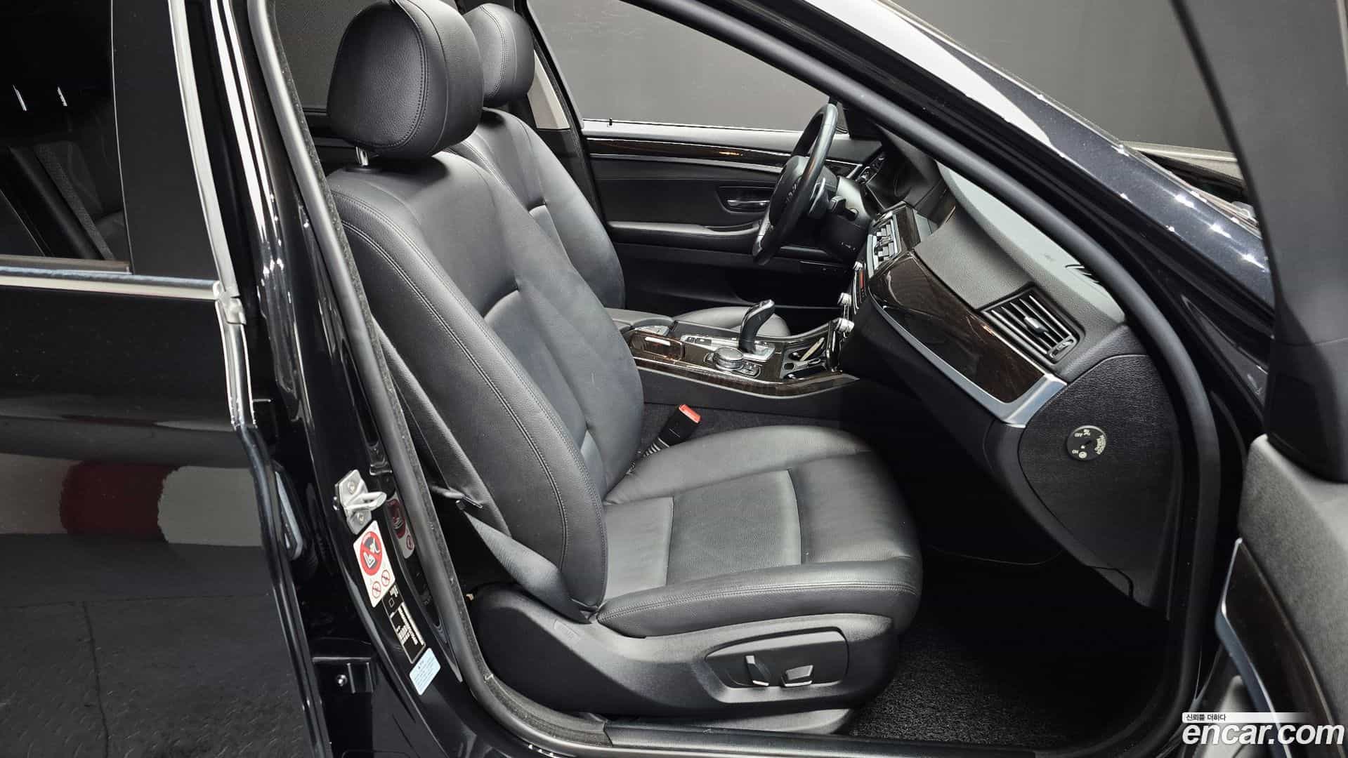 5-Series BMW 2015.6-OPTION-016