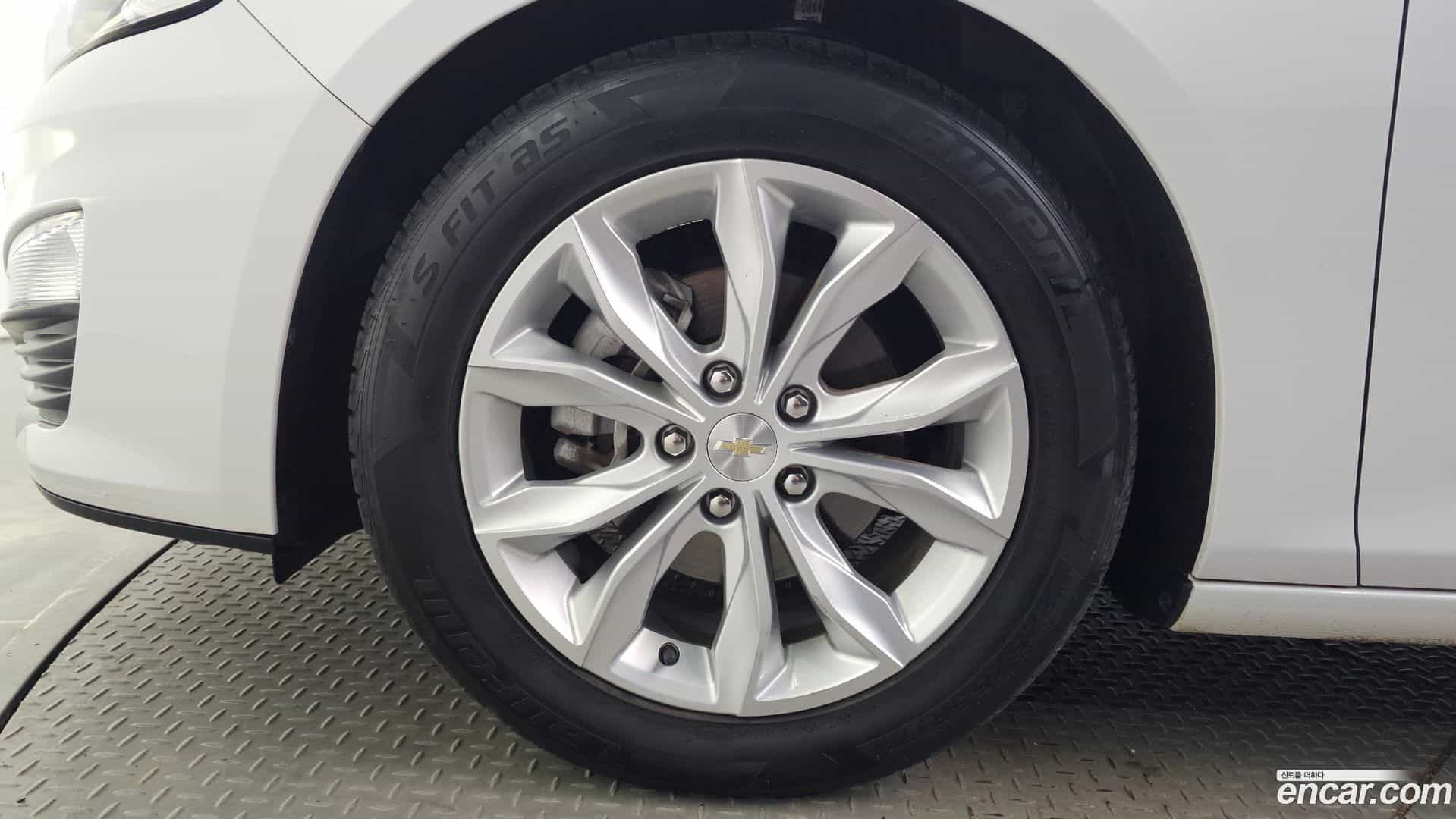 Malibu Chevrolet 2020.5-OUTER-005