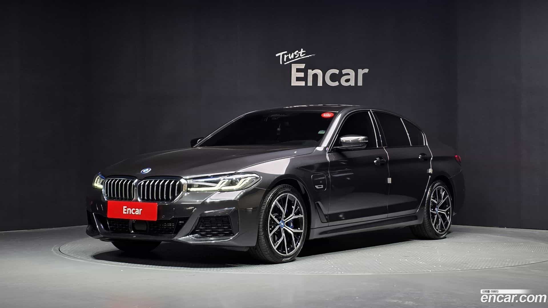 5-Series BMW 2023.7-OUTER-001