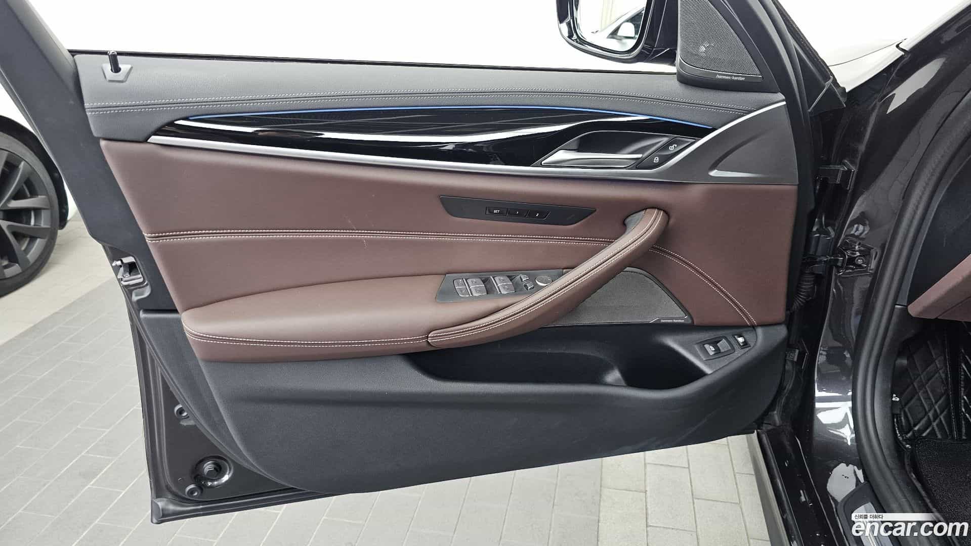 5-Series BMW 2023.7-INNER-034