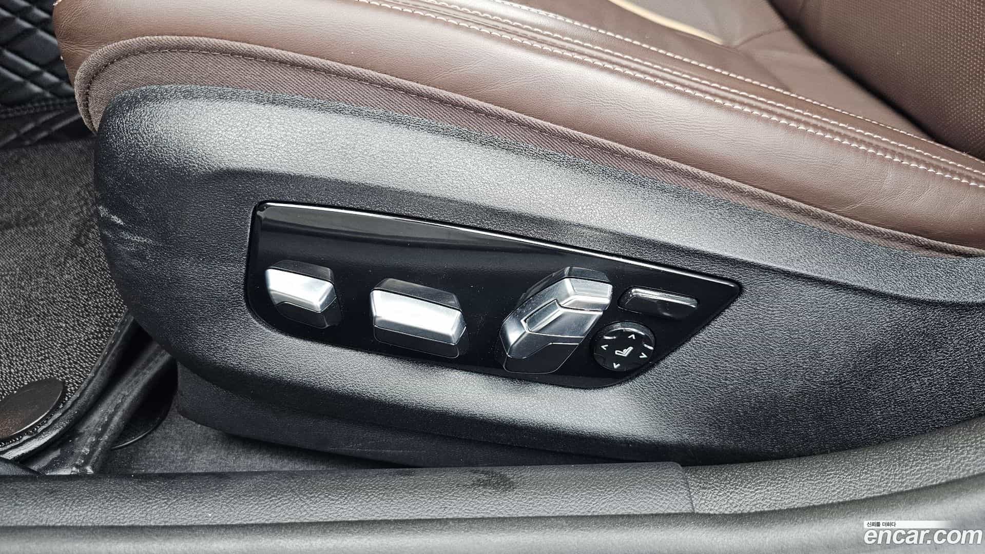 5-Series BMW 2023.7-INNER-036