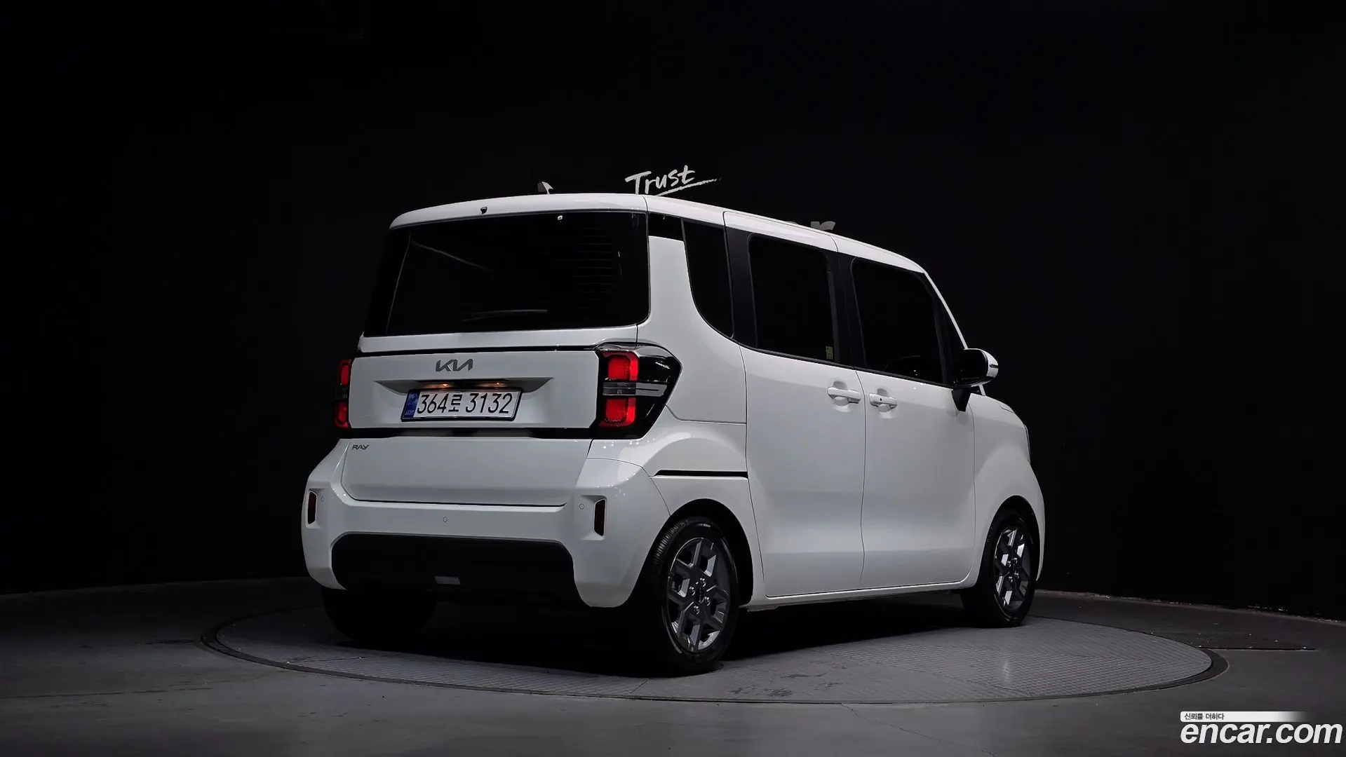 Main__Slider__Photo:RAY Kia 2023.11-1
