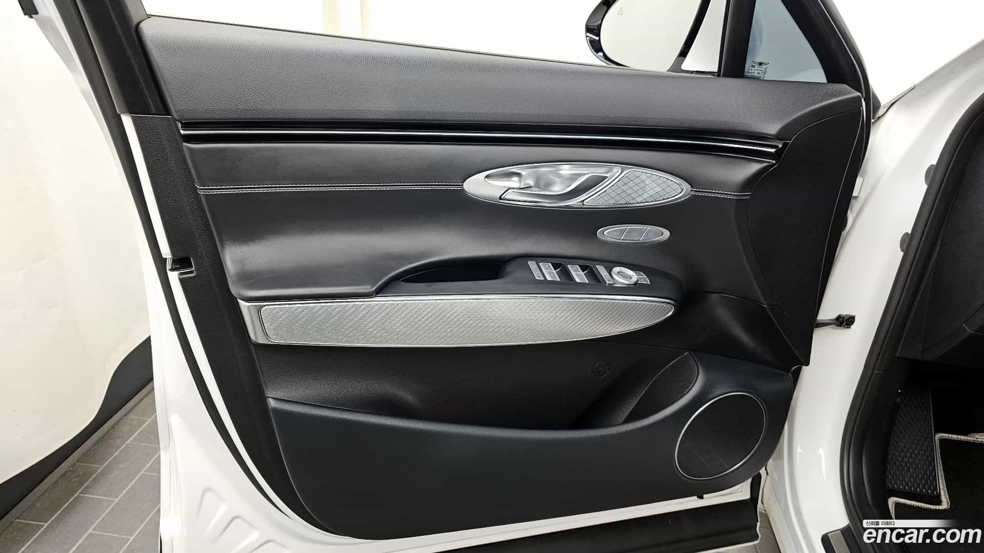 GV70 Genesis 2022.1-INNER-034