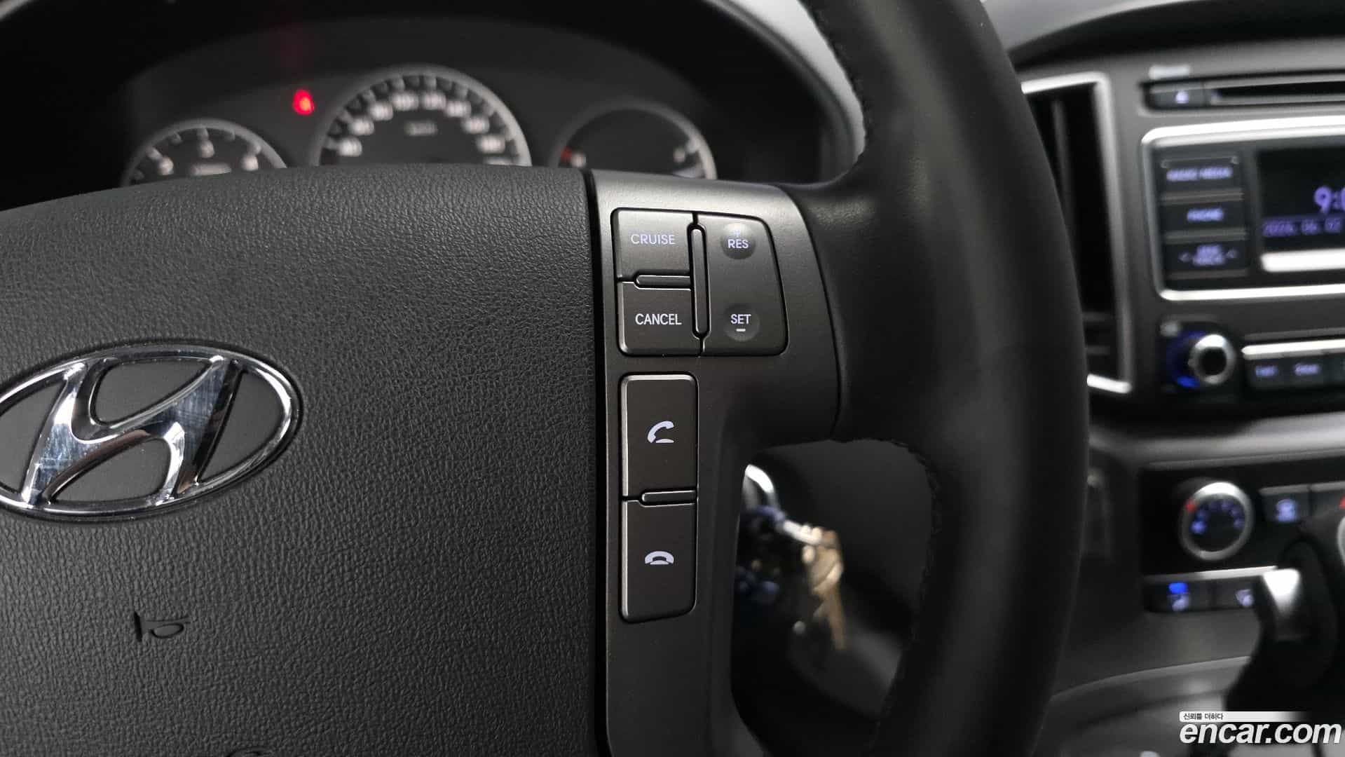 Starex Hyundai 2020.8-OPTION-023