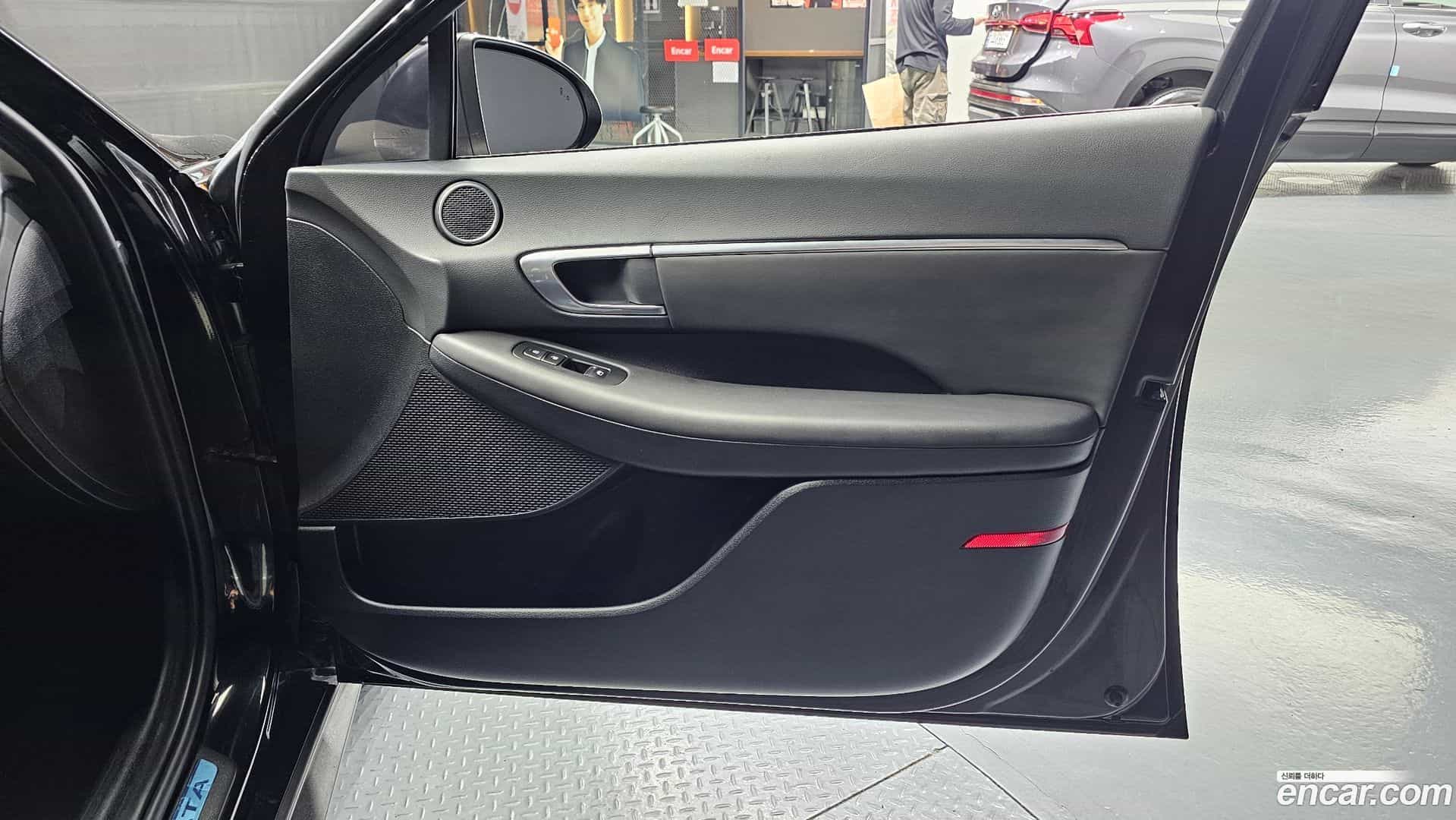 Sonata Hyundai 2021.1-INNER-035
