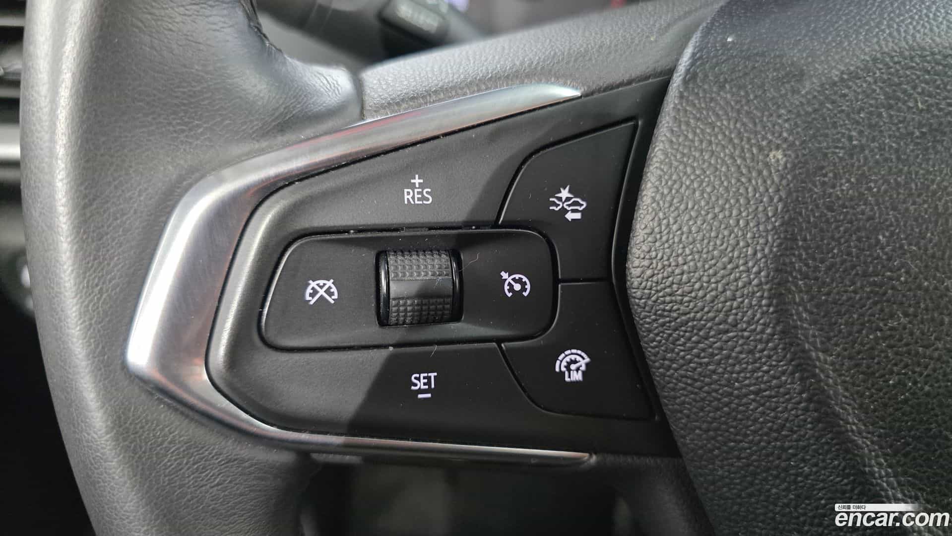 Trailblazer Chevrolet 2020.4-OPTION-021