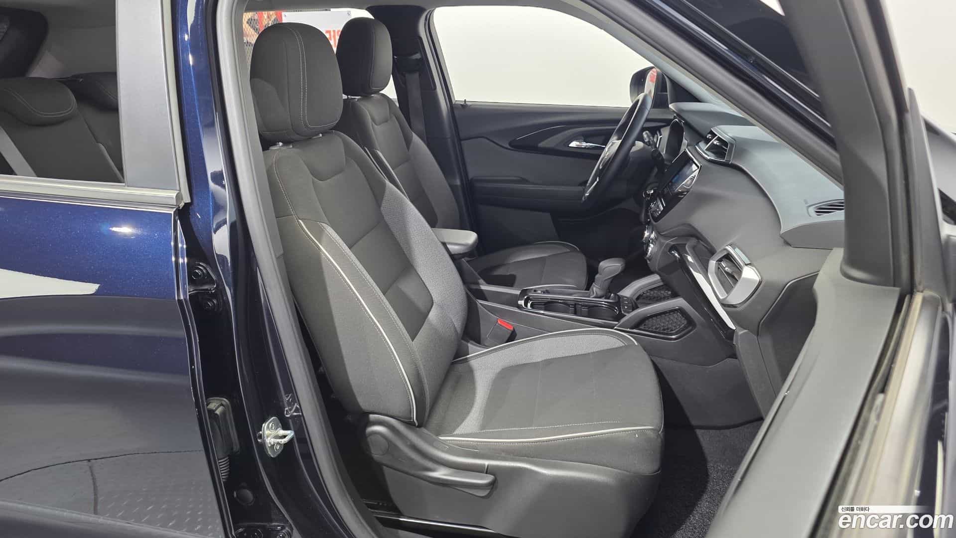 Trailblazer Chevrolet 2020.4-INNER-036