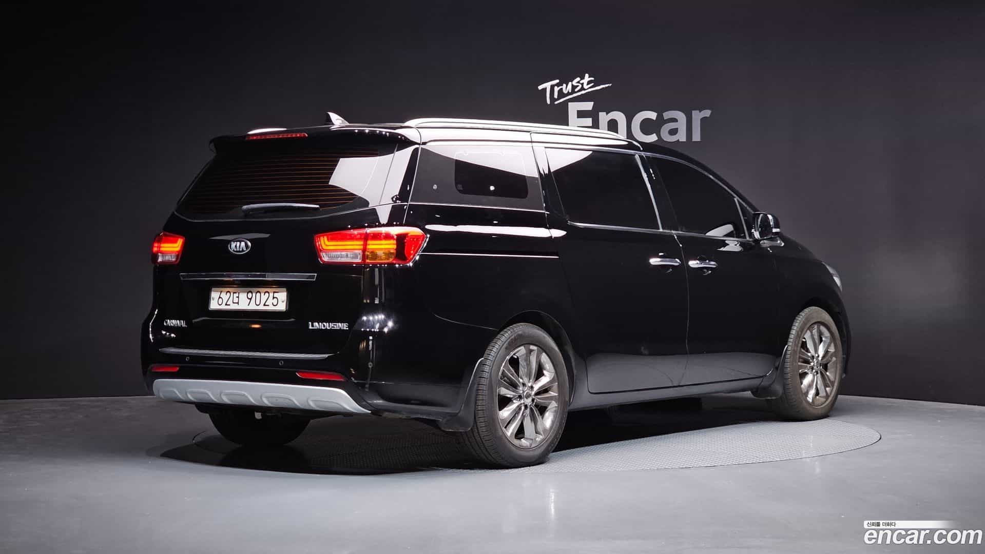 Canival Kia 2018.1-OUTER-002