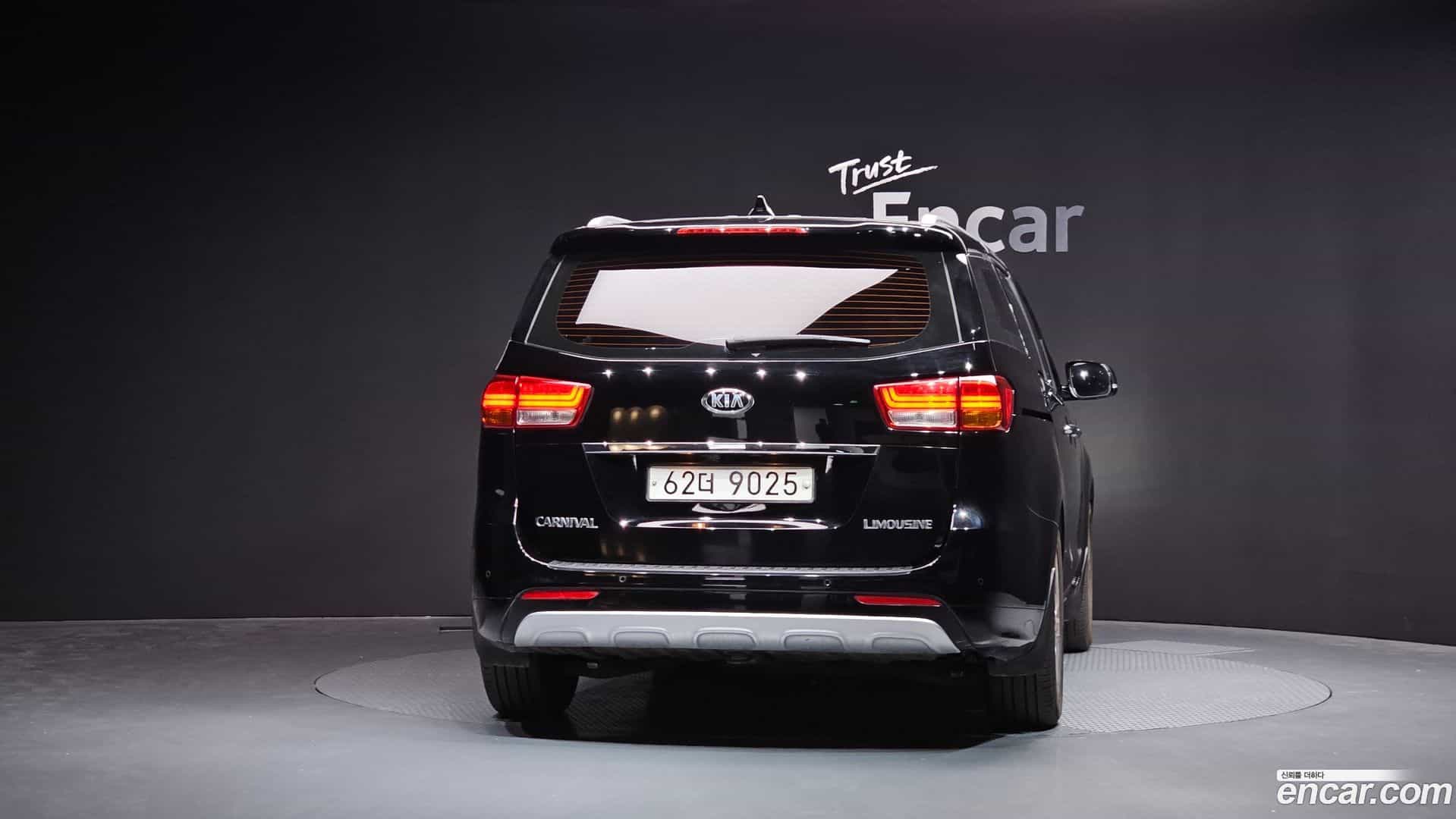 Canival Kia 2018.1-OUTER-004