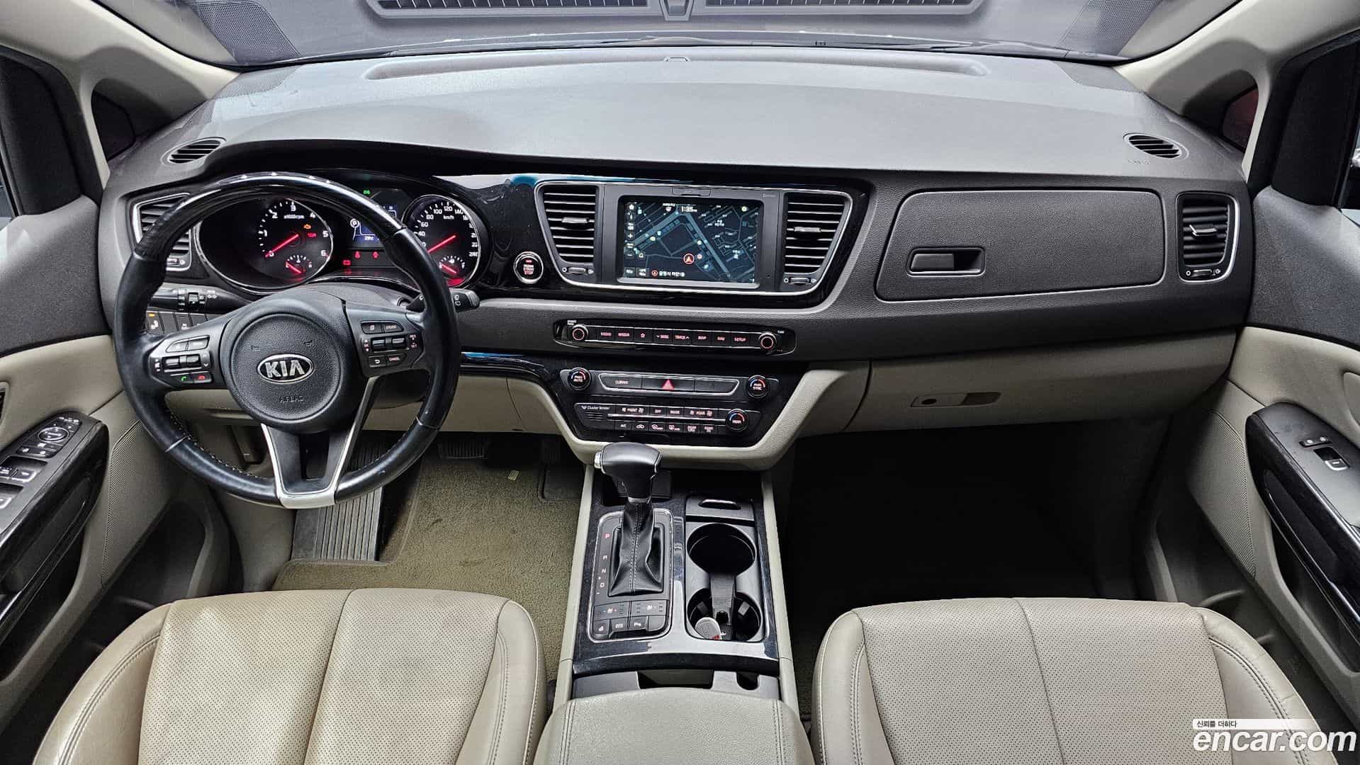 Canival Kia 2018.1-INNER-007
