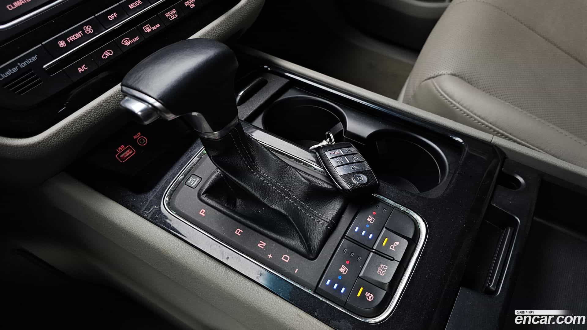 Canival Kia 2018.1-INNER-009