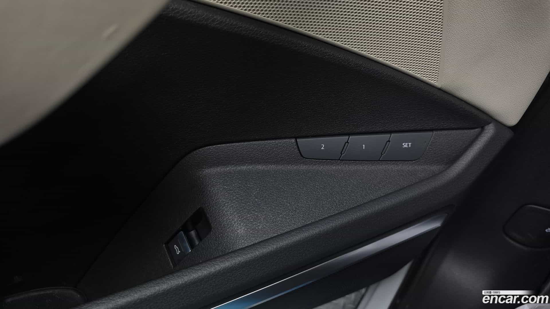 e-tron Audi 2021.10-OPTION-047