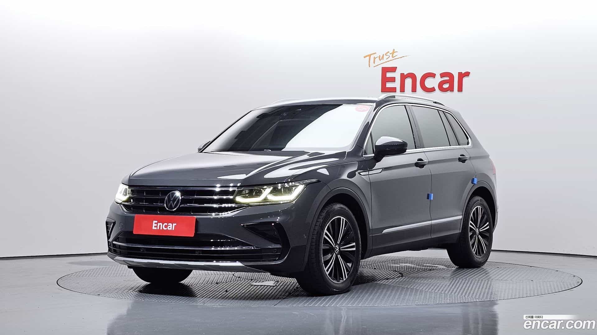 Tiguan Volkswagen 2021.7-OUTER-001