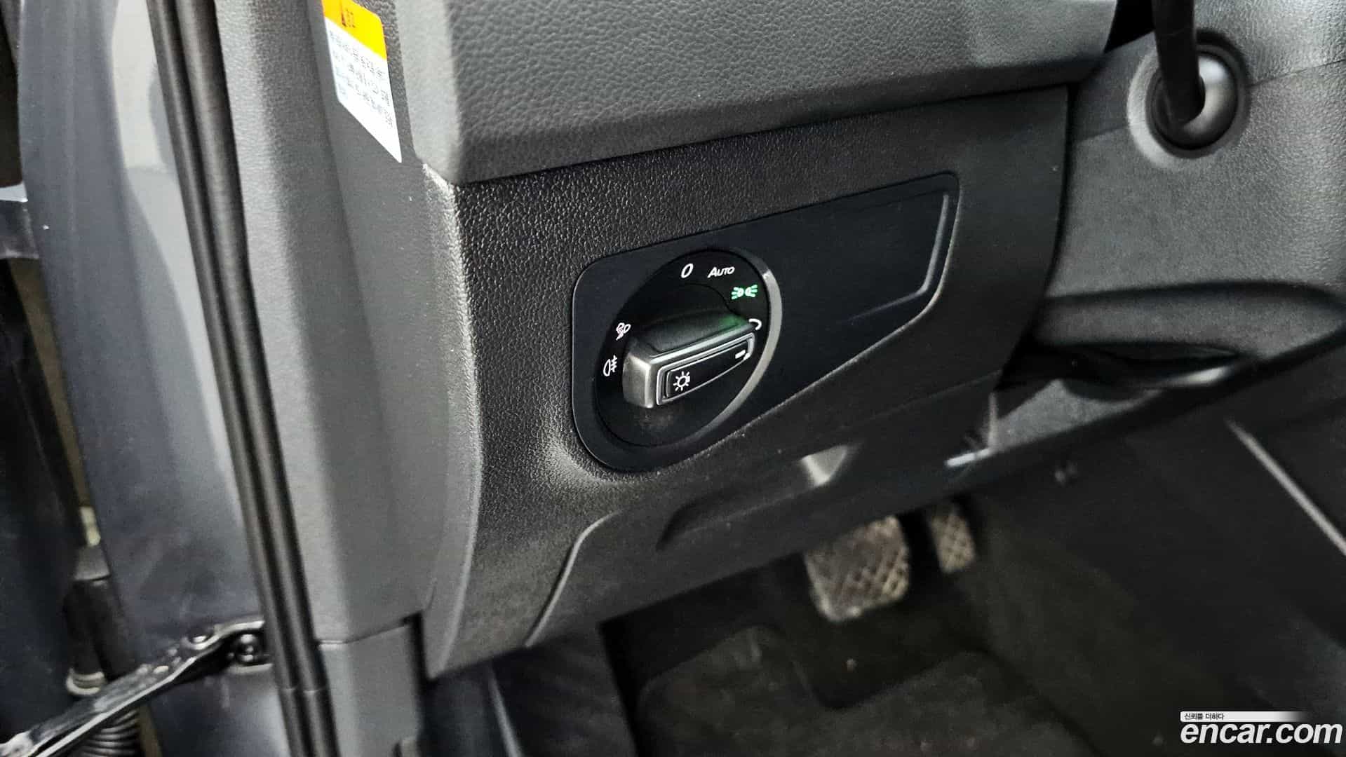 Tiguan Volkswagen 2021.7-OPTION-024