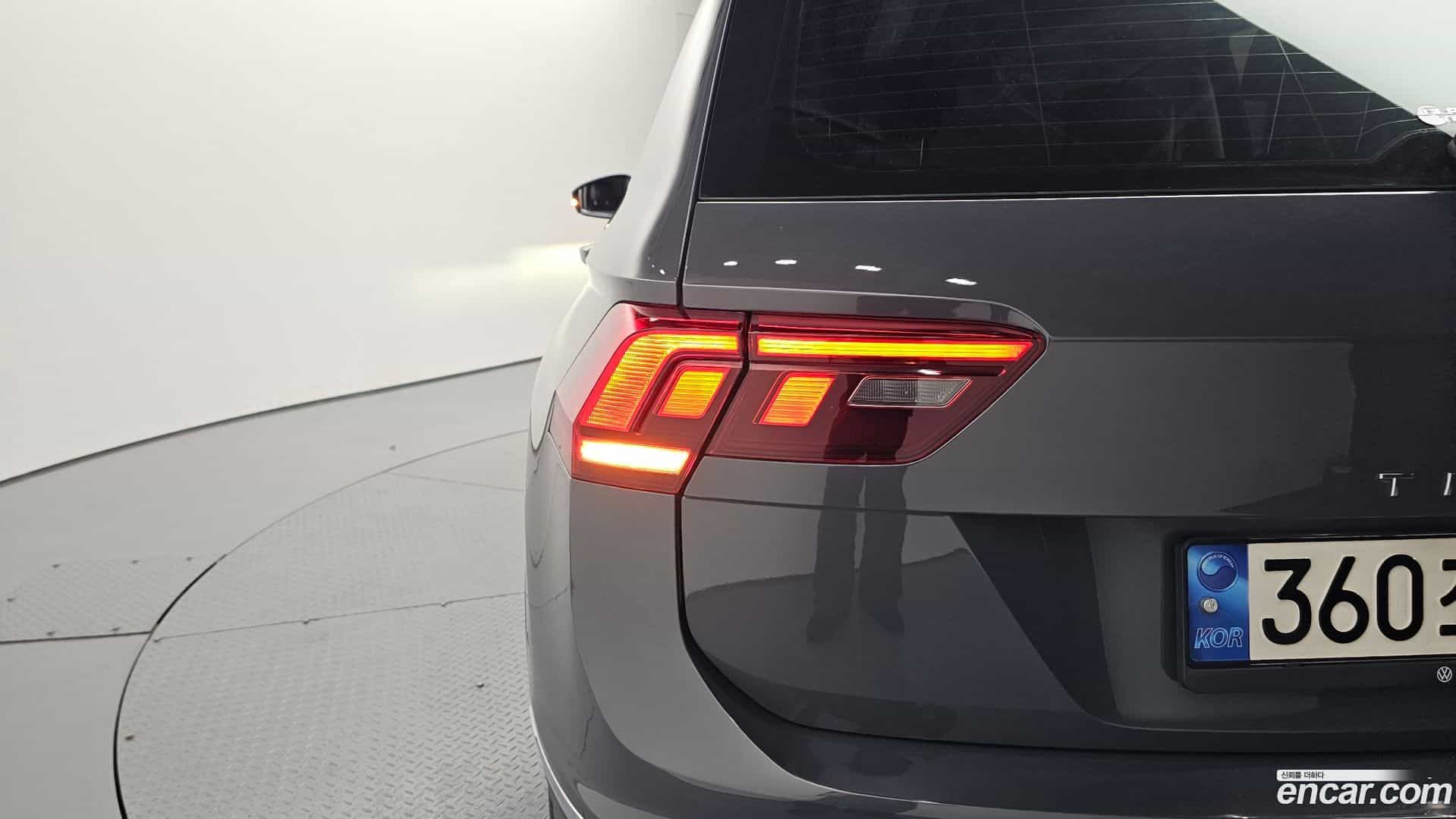 Tiguan Volkswagen 2021.7-OUTER-033