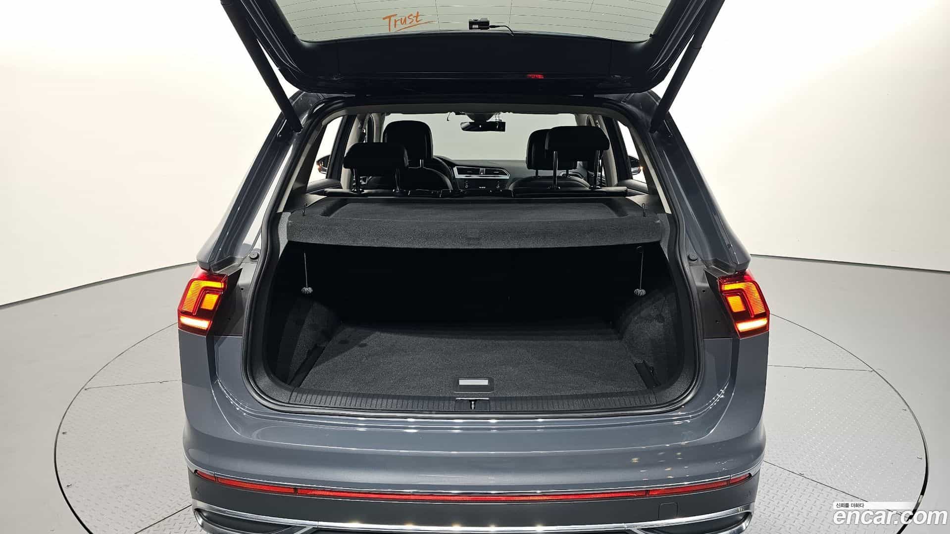 Tiguan Volkswagen 2021.7-OPTION-043
