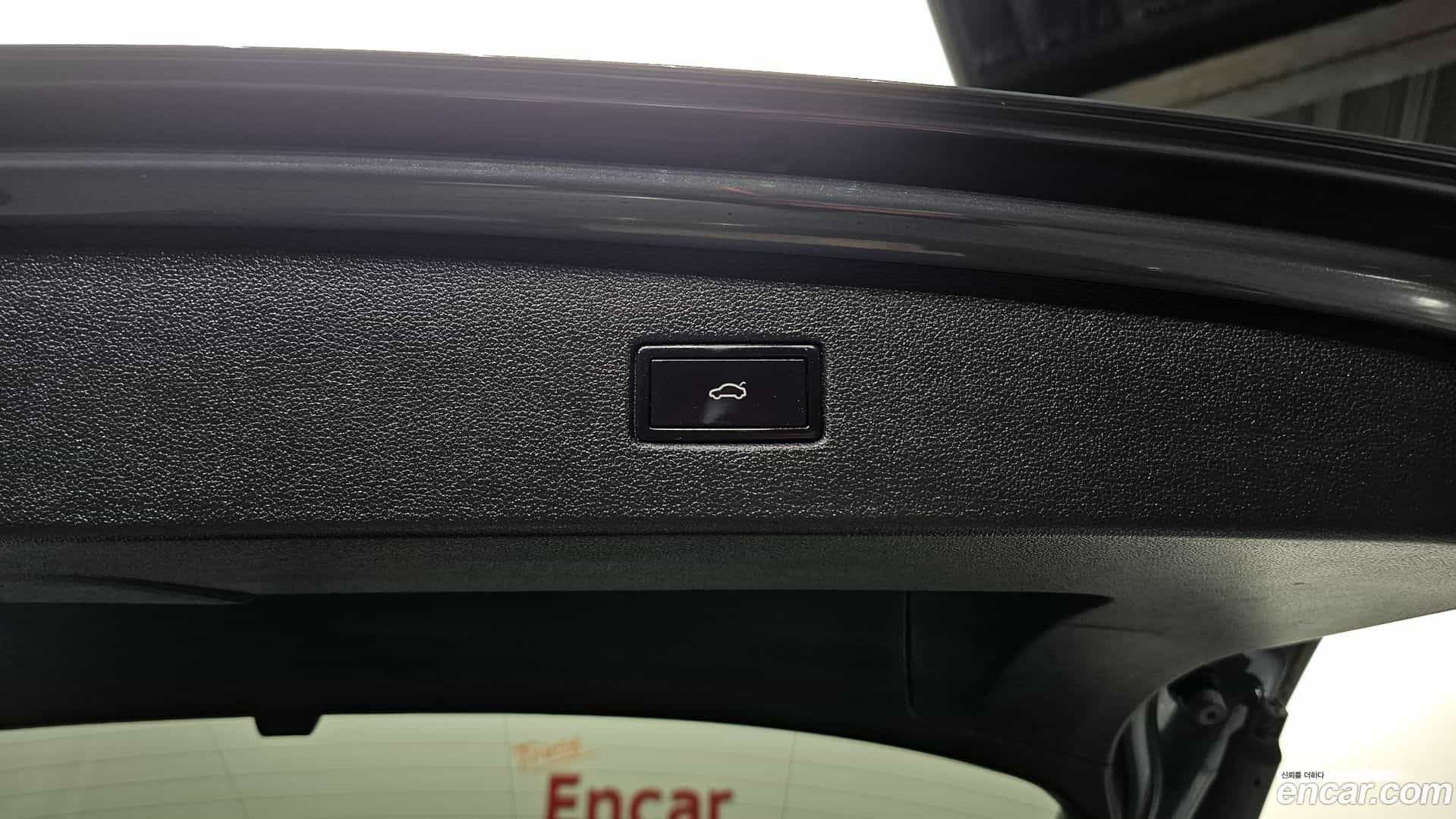 Tiguan Volkswagen 2021.7-OPTION-044
