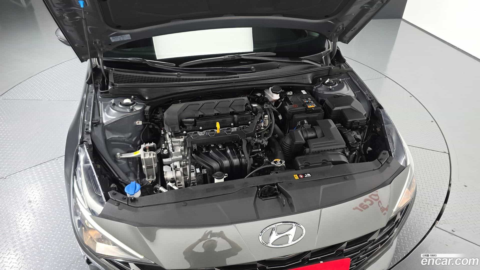 AVANTE Hyundai 2022.5-OUTER-006