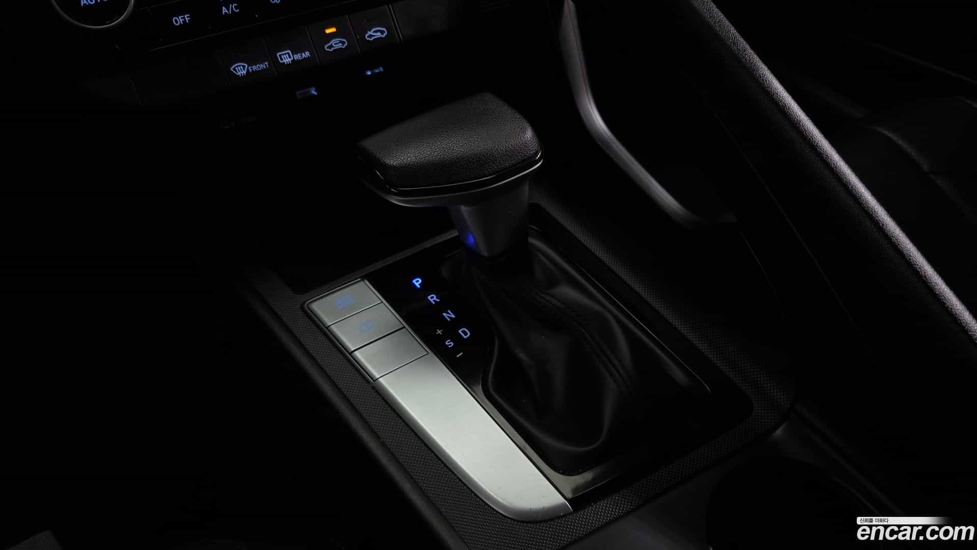 AVANTE Hyundai 2022.5-INNER-009