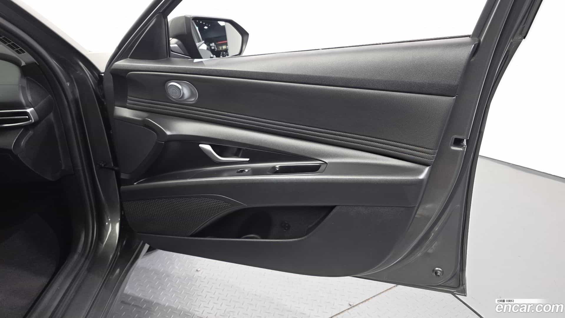 AVANTE Hyundai 2022.5-INNER-034