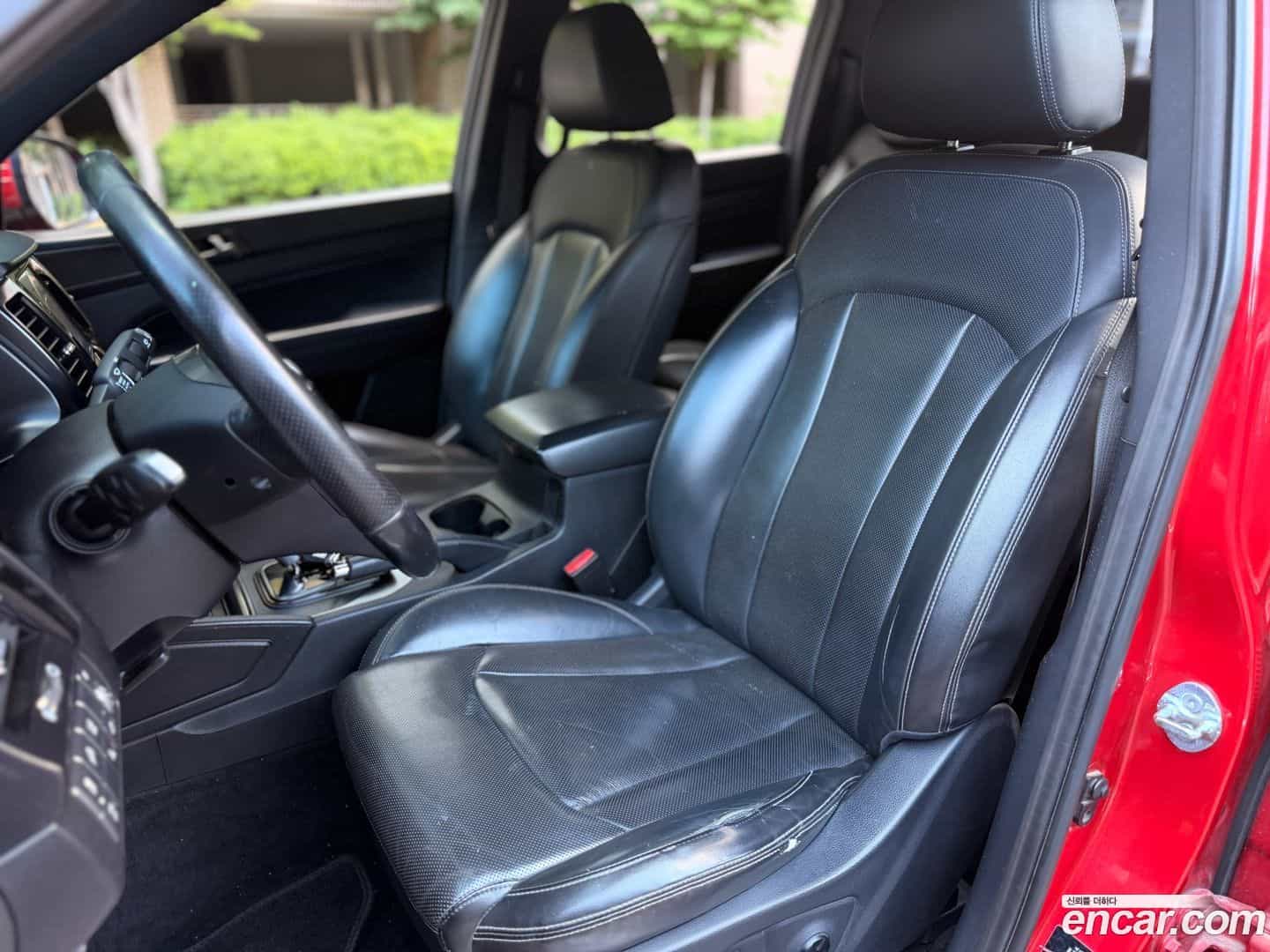 Rexton KG Mobility 2020.8-INNER-010