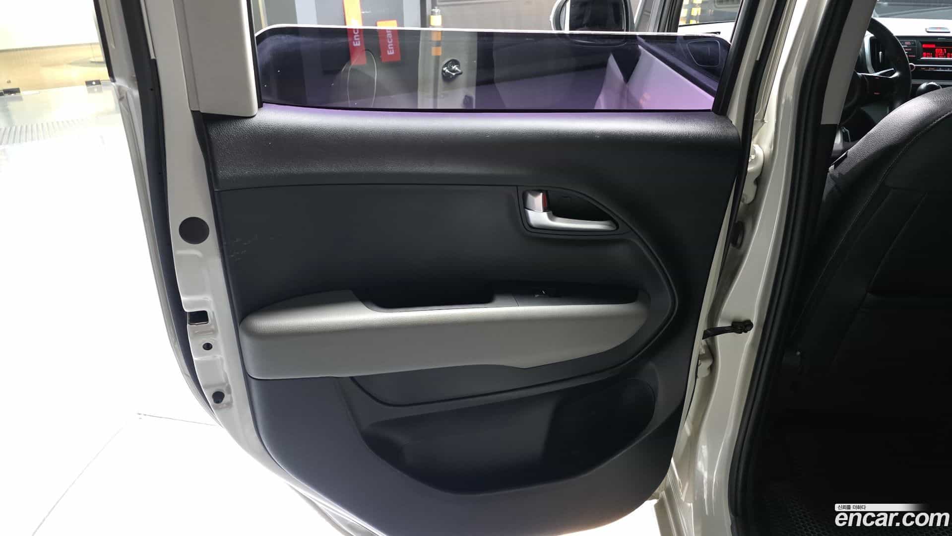 RAY Kia 2019.5-INNER-035