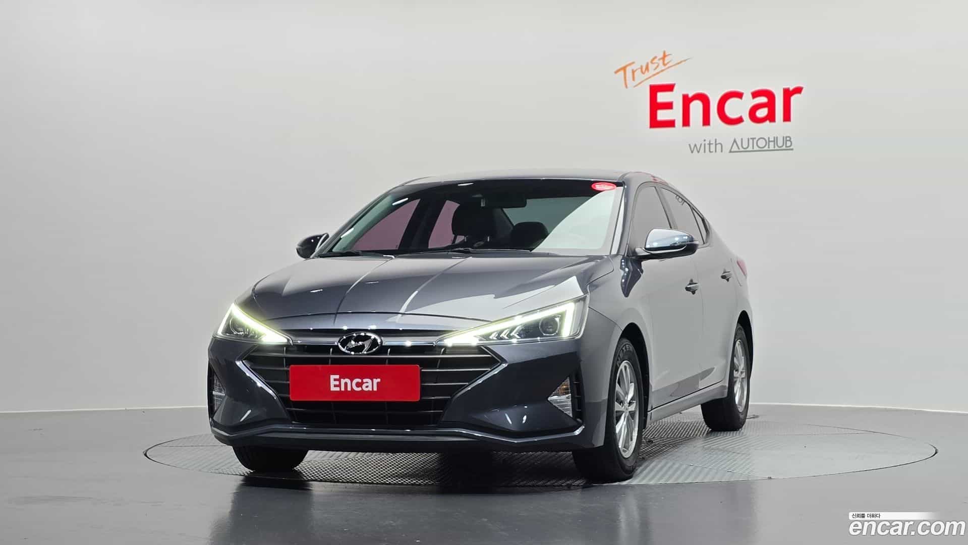 AVANTE Hyundai 2018.10-OUTER-003