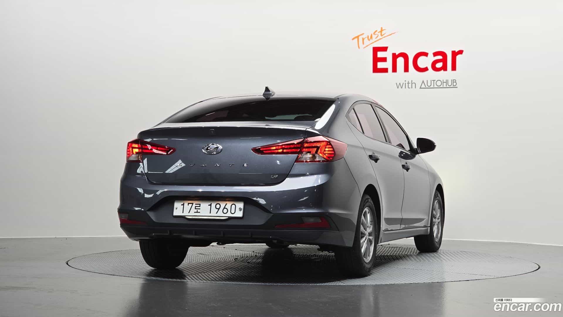 AVANTE Hyundai 2018.10-OUTER-004