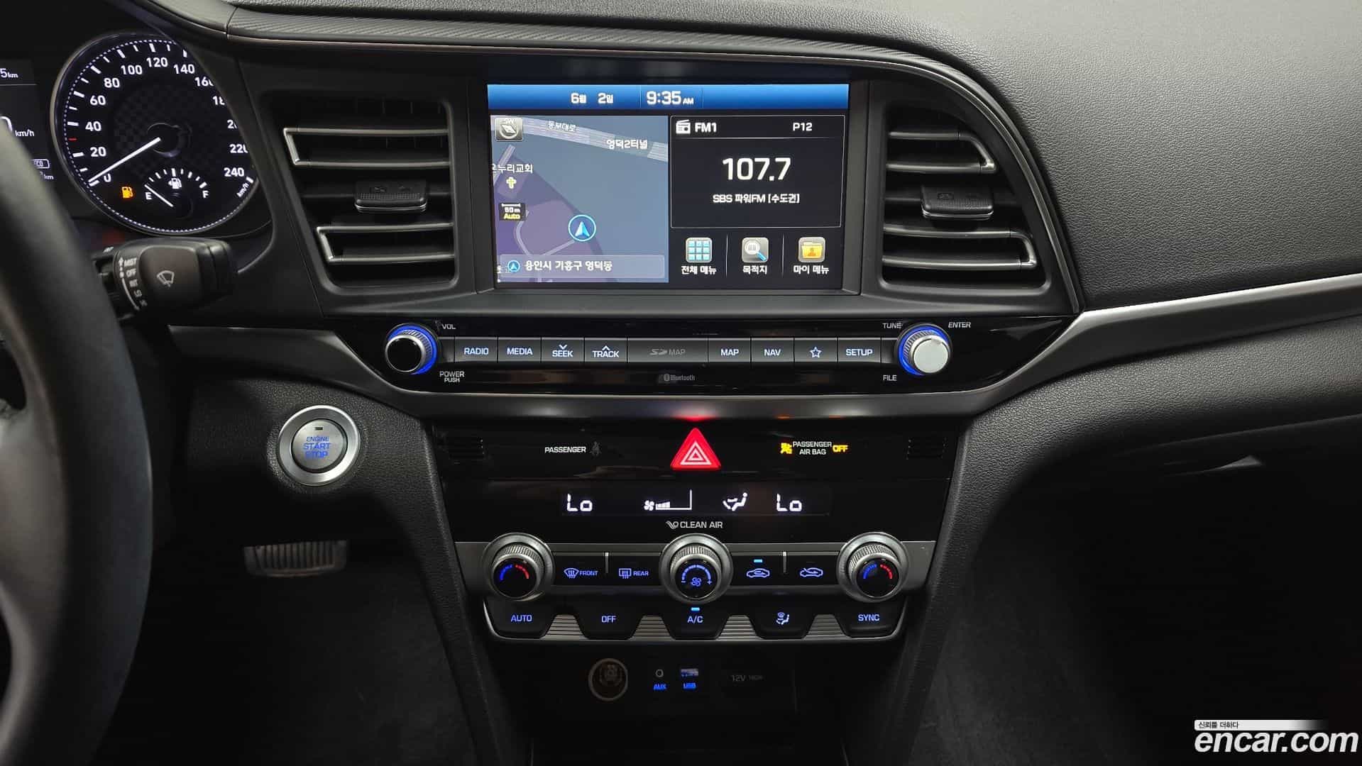 AVANTE Hyundai 2018.10-OPTION-017