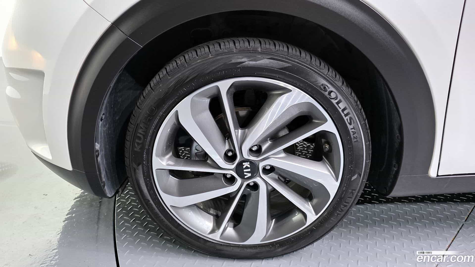 Niro Kia 2018.9-OUTER-005