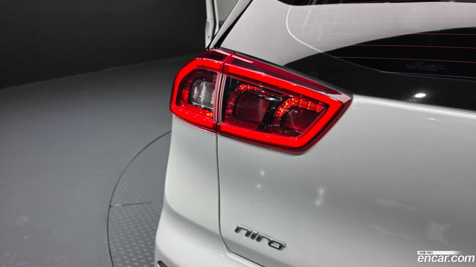 Niro Kia 2018.9-OUTER-033