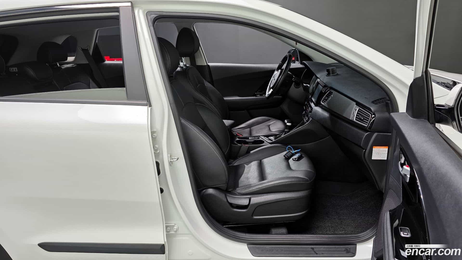 Niro Kia 2018.9-INNER-036