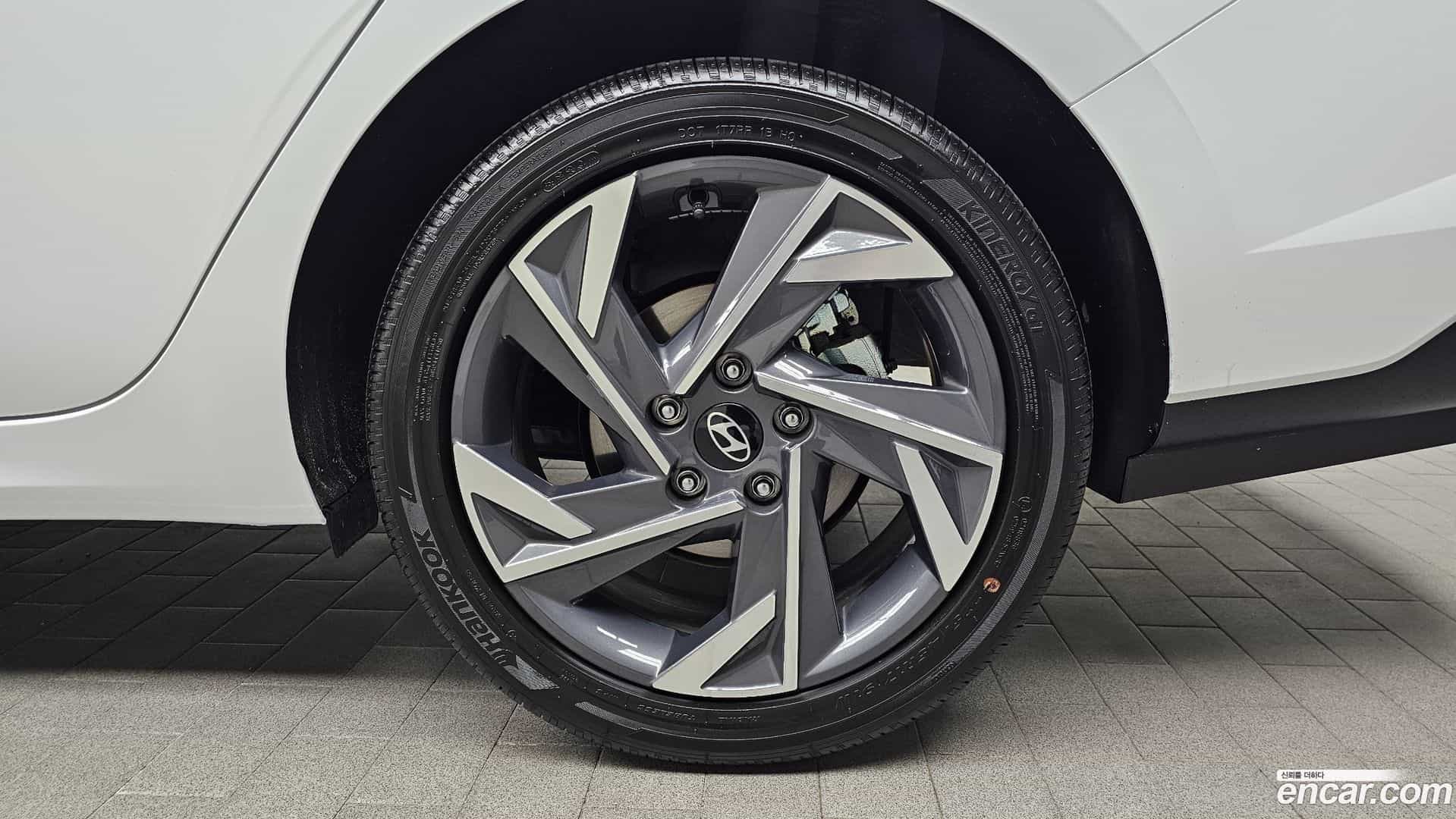 AVANTE Hyundai 2025.11-OUTER-031