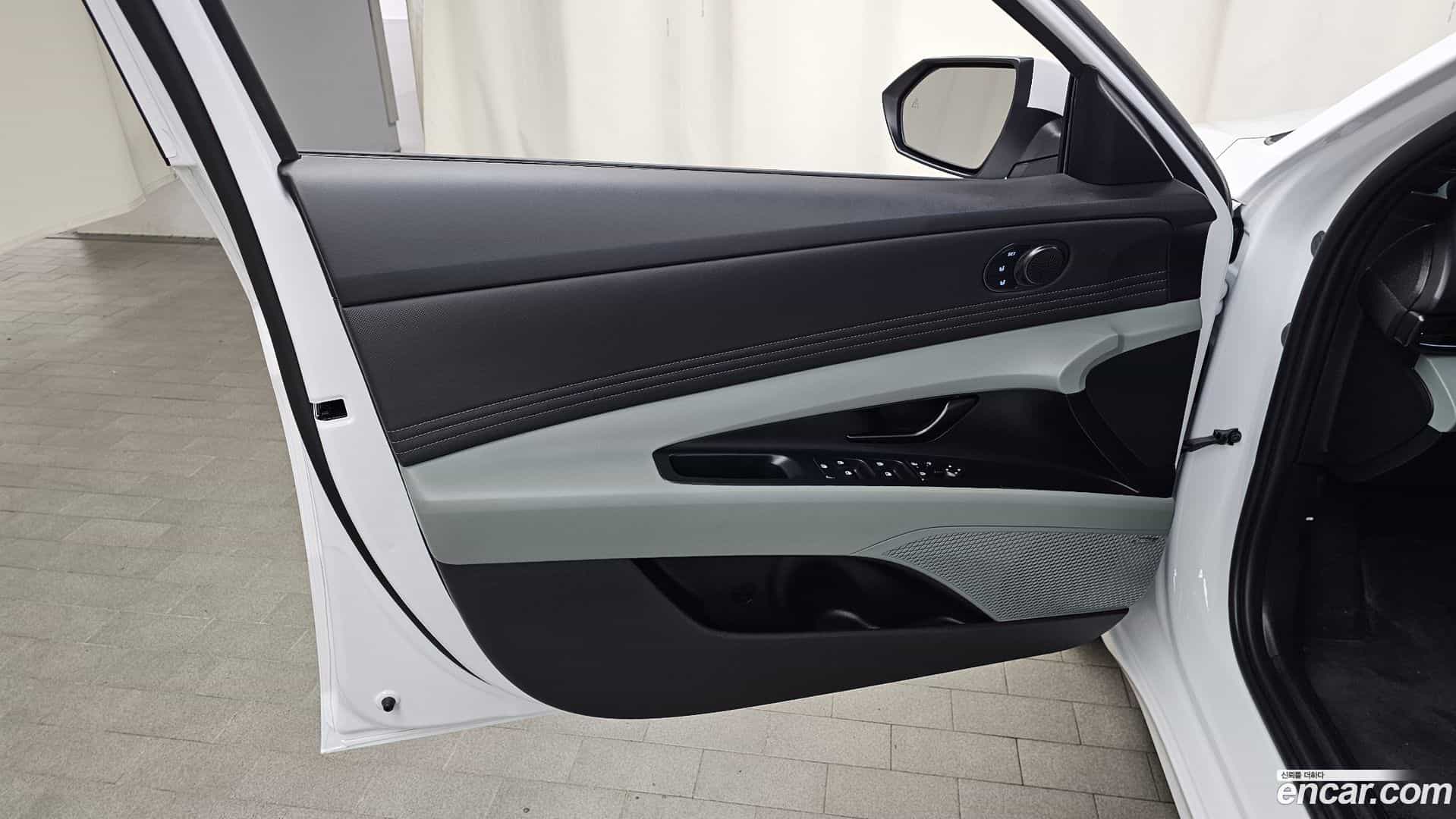 AVANTE Hyundai 2025.11-INNER-034